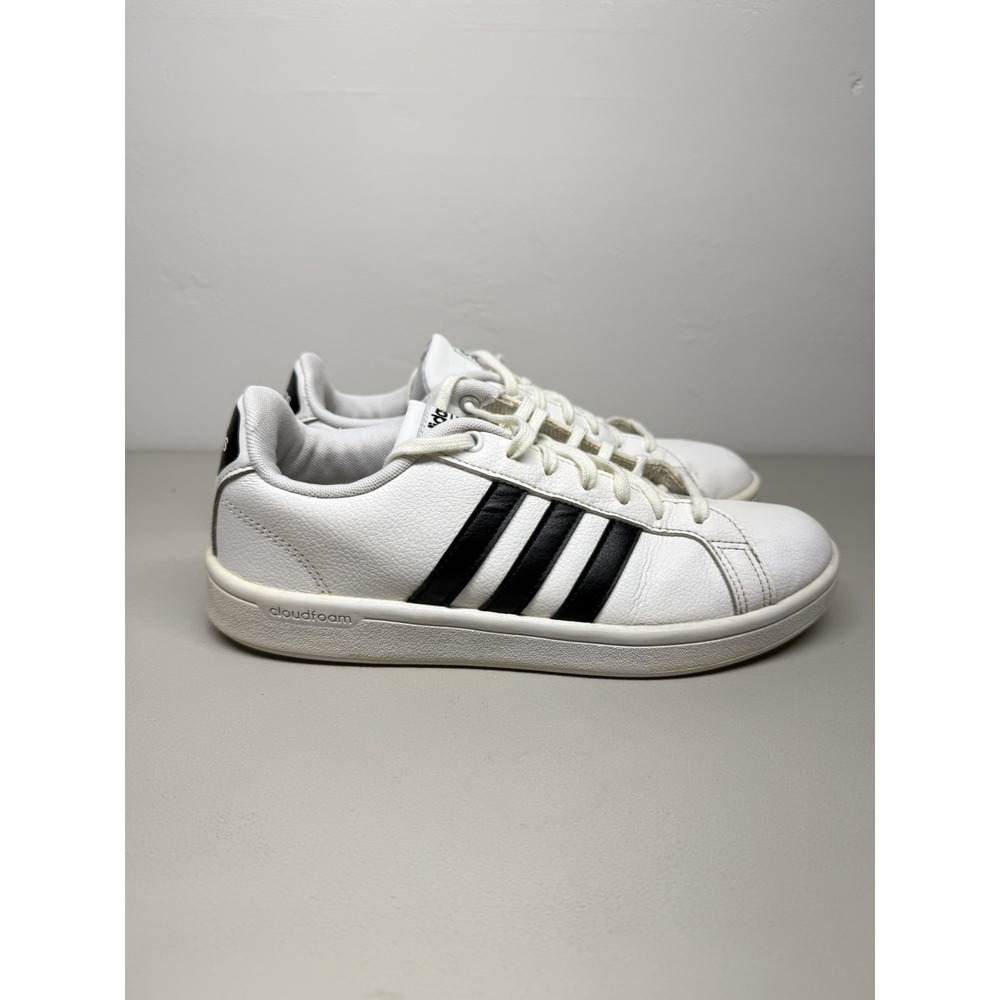 Mens 7 Women's 9 Adidas Cloudfoam Advantage White/Black AW4287